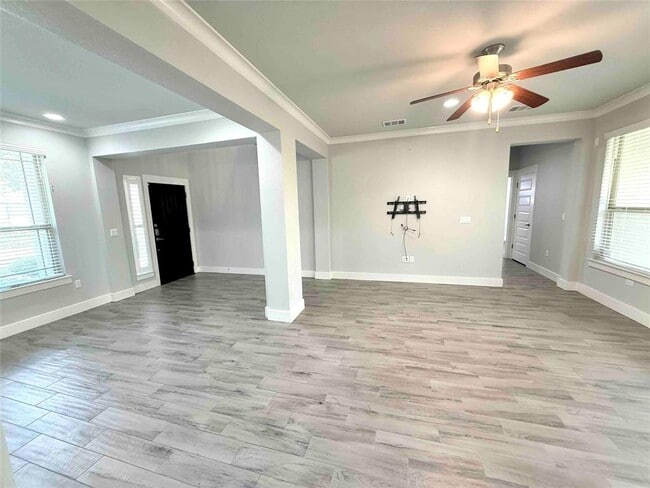 Building Photo - 9709 McKnight Lp