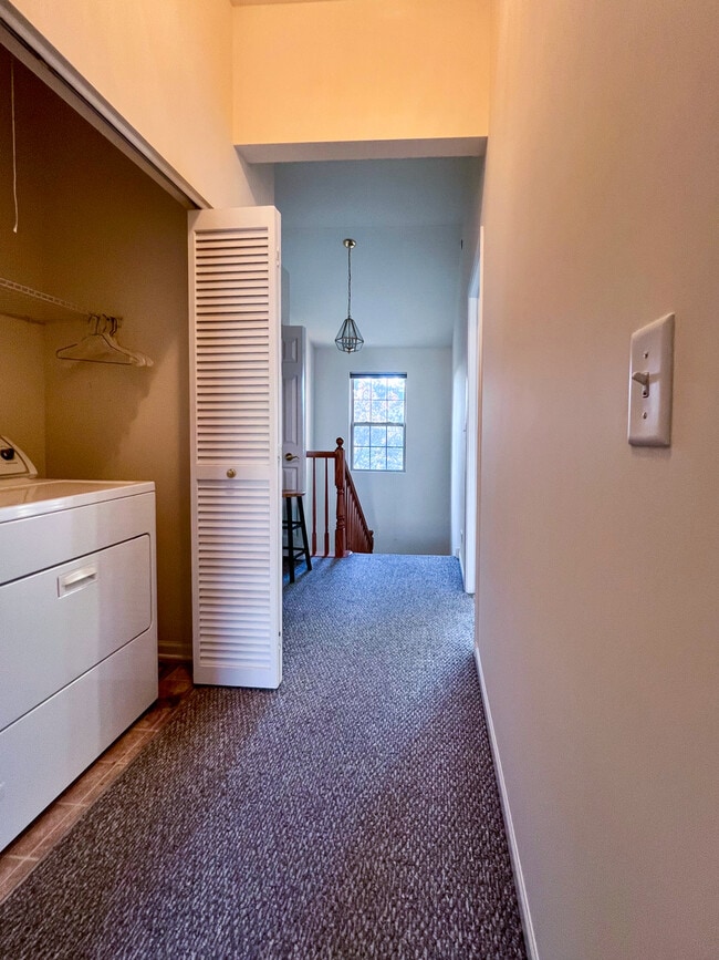 Building Photo - 554 Prestwick Ln