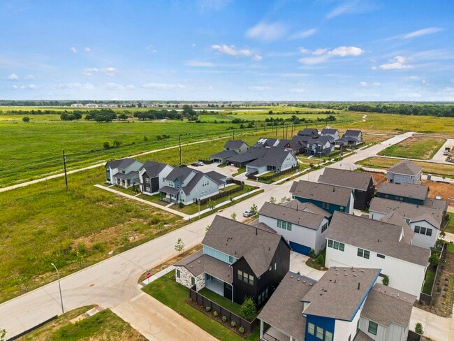 Building Photo - 3416 Indigo Wy