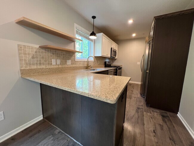 Building Photo - 7110 Calumet Ct