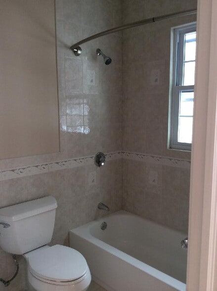 Building Photo - 222 Winchester St