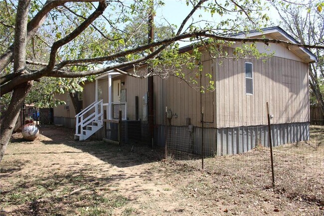Building Photo - 122 Blue Flame Rd