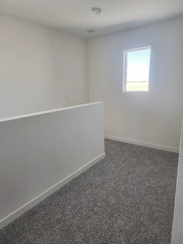 Building Photo - 2081 Blue Star Dr