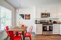 Building Photo - 3009 Matador Dr