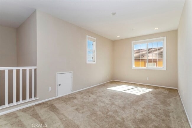 Building Photo - 28629 Farrier Dr