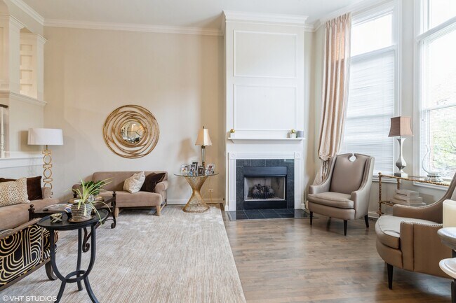 Building Photo - 2016 Valor Ct