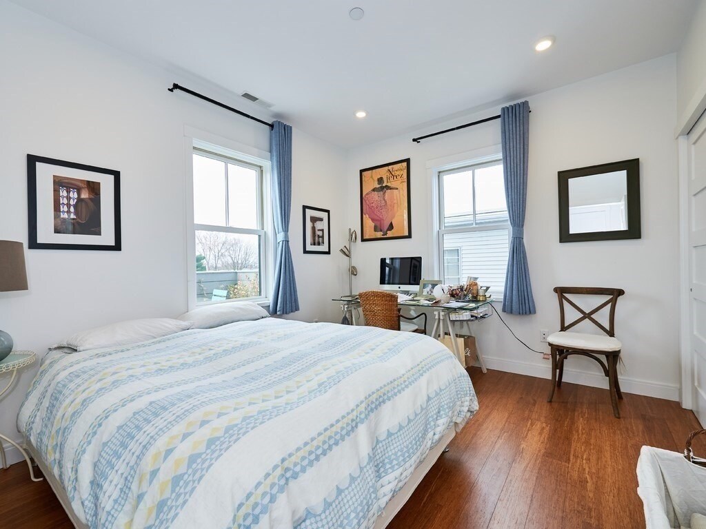 Building Photo - 290 Highland Ave