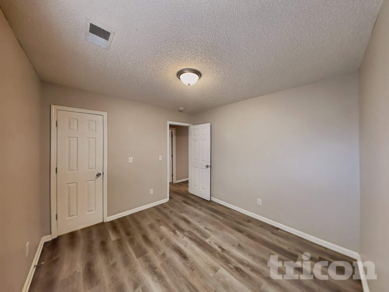 Building Photo - 61 Bluebead Ct