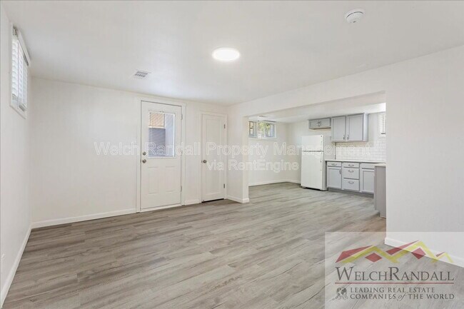 Building Photo - 2711 Gramercy Ave