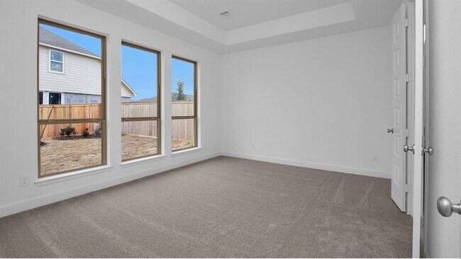 Building Photo - 11142 Plateau Oak Dr