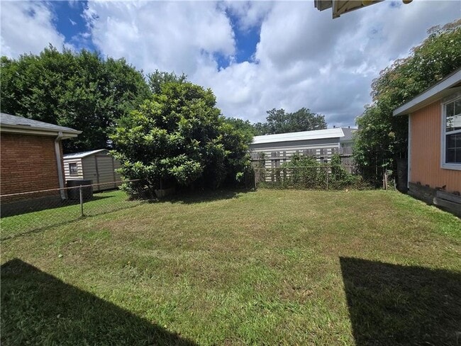 Building Photo - 720 Oaklawn Dr