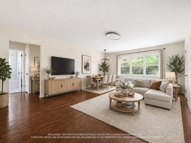 Building Photo - 648 Fairview Ave