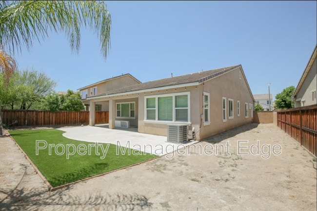 Building Photo - 29503 Moorings Ct