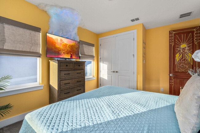 Building Photo - 7458 Gathering Dr