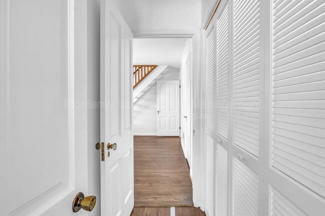 Building Photo - 84 Vía Del Pinar