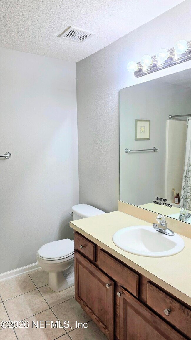 Building Photo - 9536 Armelle Way