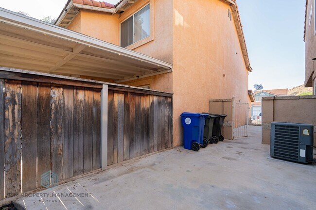 Building Photo - 14789 Cinnamon Dr