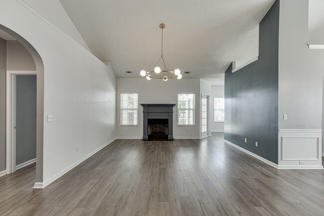 Building Photo - 2464 Laurelfield Dr