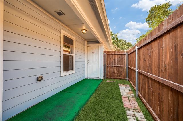 Building Photo - 4630 Sausalito Dr