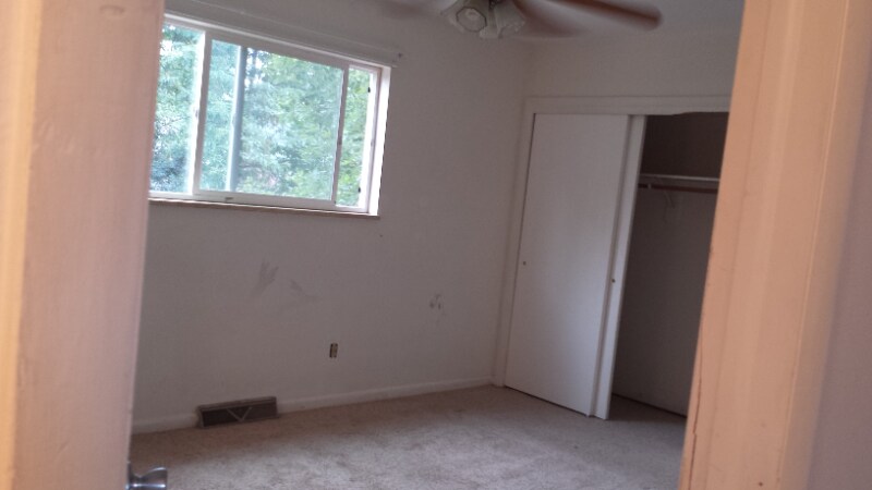 Building Photo - 2817 Eagle Dr