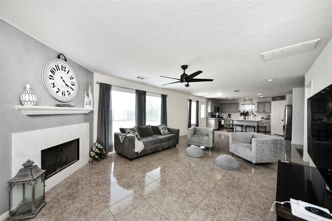 Building Photo - 9107 S Ferndale Pl Dr