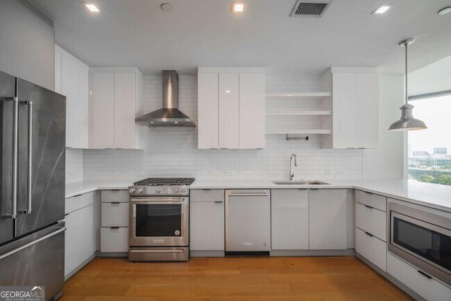 Building Photo - 788 West Marietta St NW