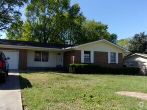 Building Photo - Buckridge Avenue, Enterprise, AL