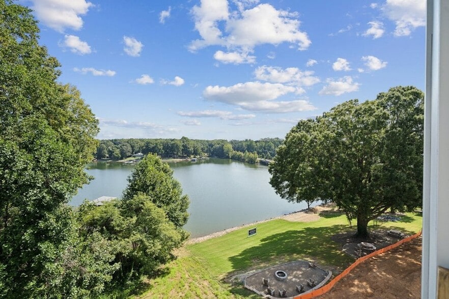 Waterviews - 4455 Reed Creek Dr