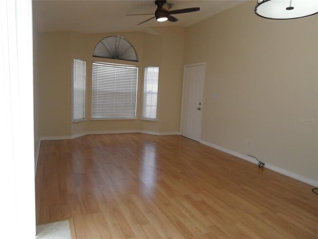 Building Photo - 276 San Gabriel St