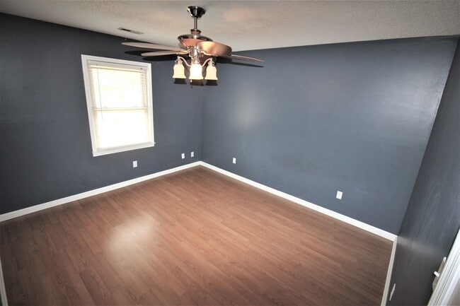 Building Photo - Coming Soon!