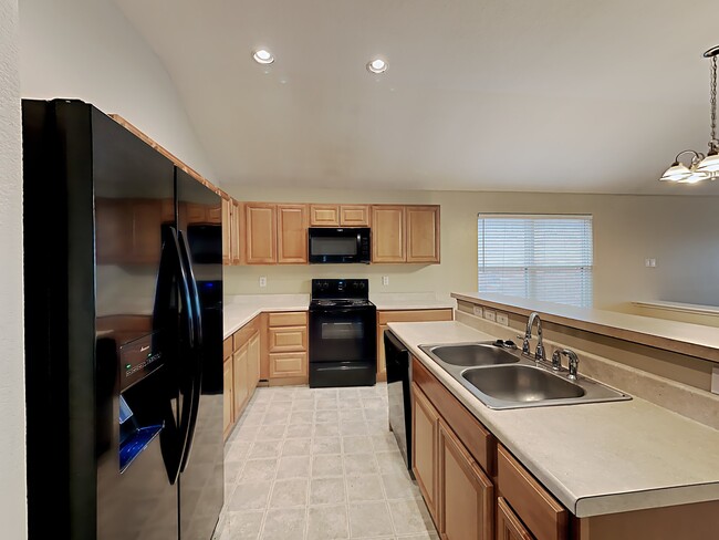 Building Photo - 1910 Temper Lane