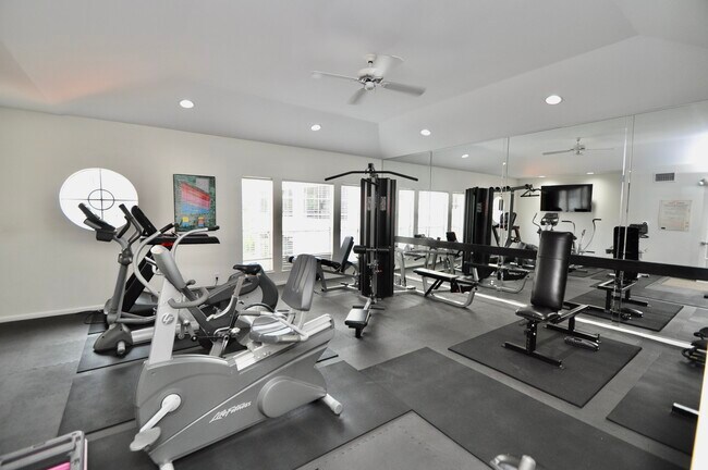 Building Photo - 3231 Allen Pkwy