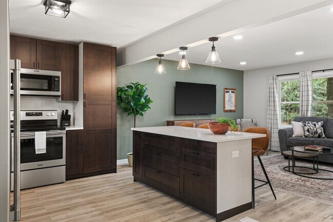 Building Photo - 6090 Rattman Rd