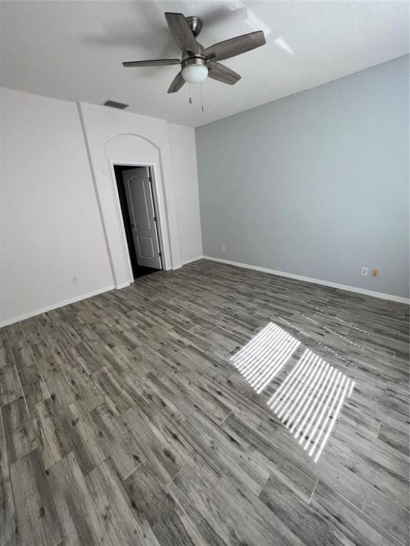 Building Photo - 7405 Surrey Wood Ln