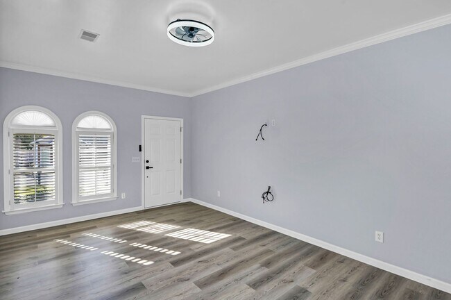 Building Photo - Updated All-Brick Patio Home – Minutes from I-20