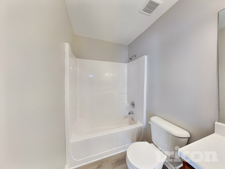 Building Photo - 1289 Avington Glen Dr SE