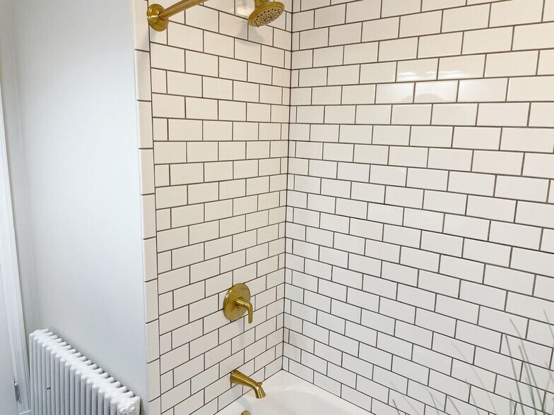 Building Photo - 500 5th St