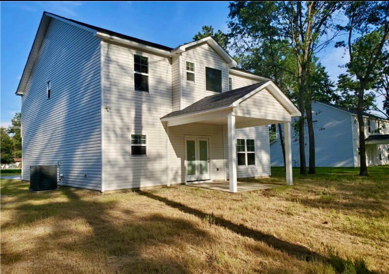 Building Photo - 1618 Strickland Bridge Rd