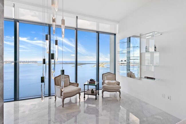 Building Photo - 1451 Brickell Ave