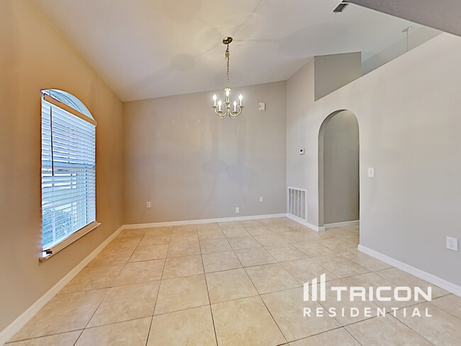 Building Photo - 5332 Abagail Dr