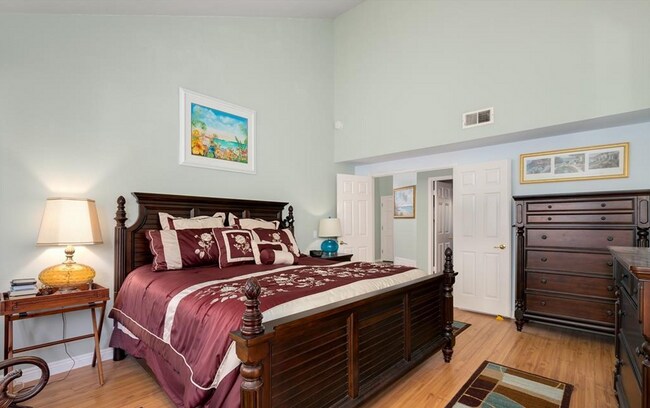 Building Photo - Very Cute 3 bedroom 2 bath Home!!