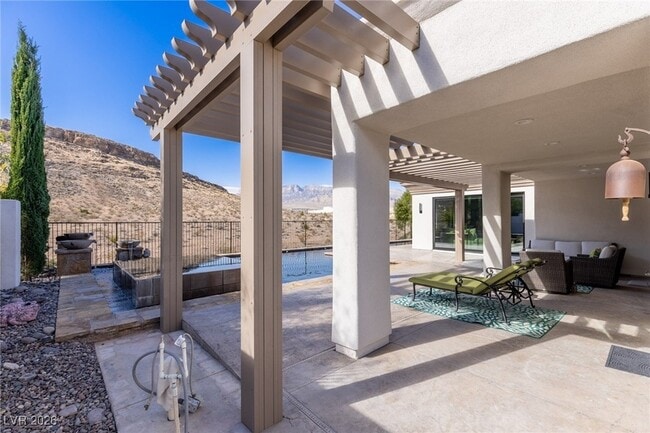 Building Photo - 2245 Green Mountain Ct