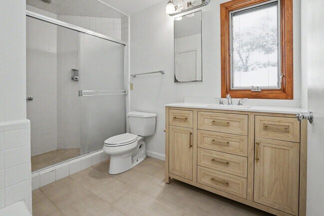Building Photo - Charming 2 Bedroom Pacific Grove Home with Ocean Views