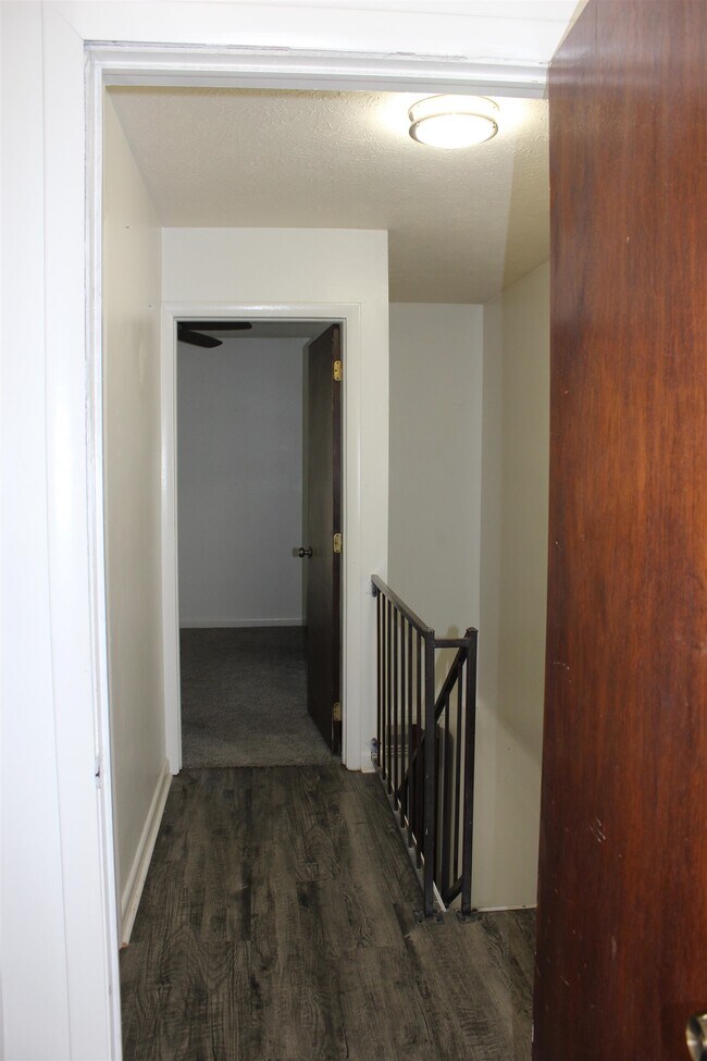 Building Photo - 409 Westwood Dr