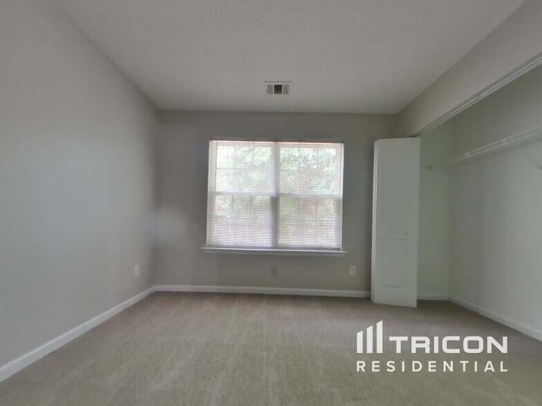 Building Photo - 148 Silver Fox Trail
