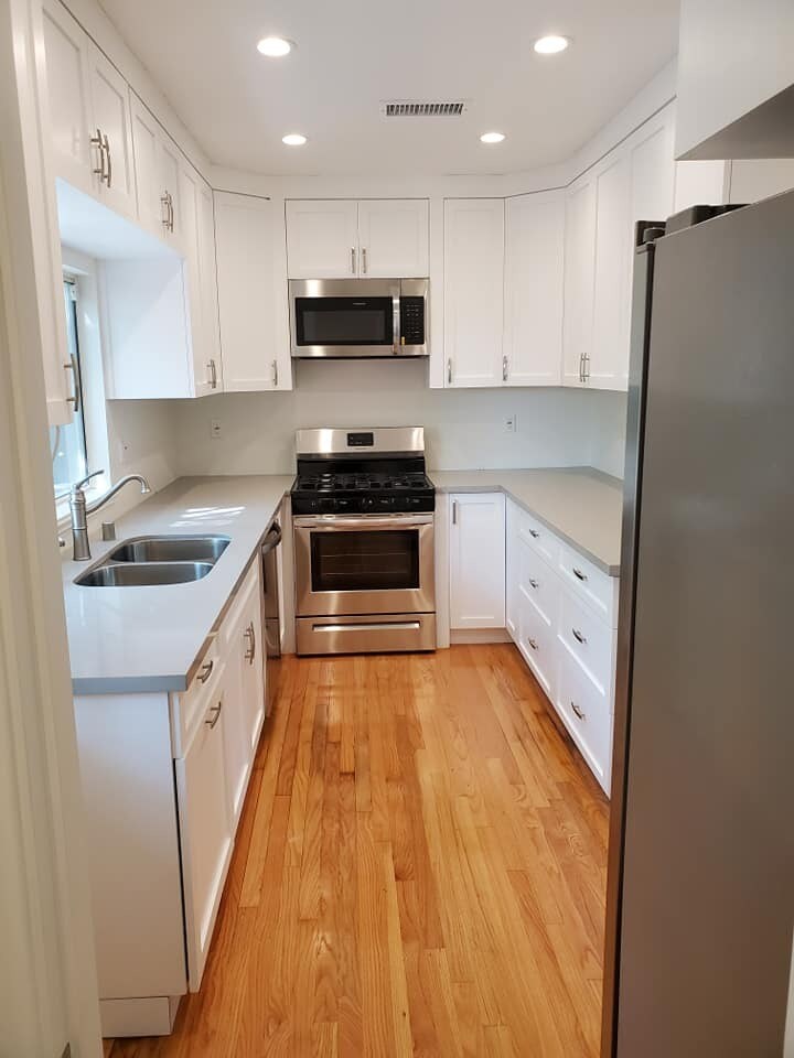 Building Photo - 1037 S Longwood Ave