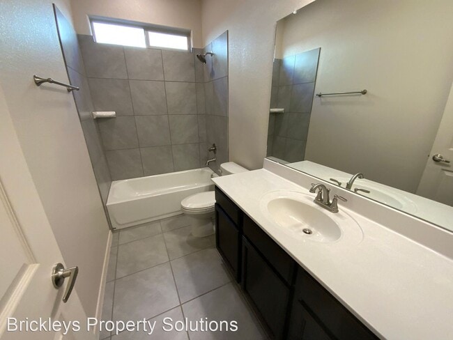 Building Photo - 3 br, 2 bath House - 3273 Oakmont Dr SE