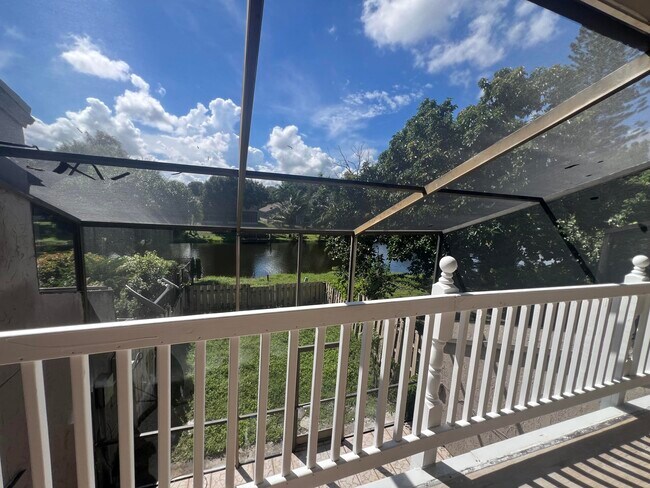 Building Photo - 12398 Westhampton Cir