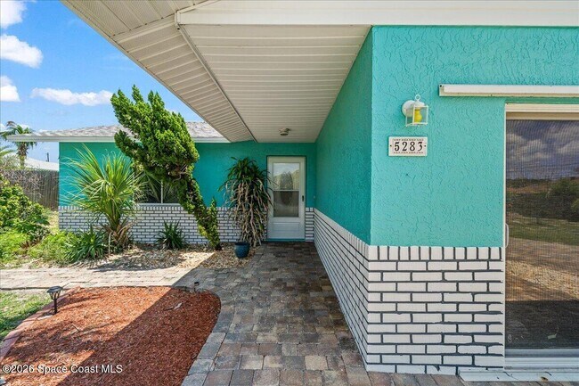 Building Photo - 5283 Palmetto Dr