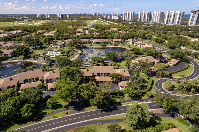 Building Photo - ** RETREAT AT NAPLES ** 3 BED / 2 BATH - C...